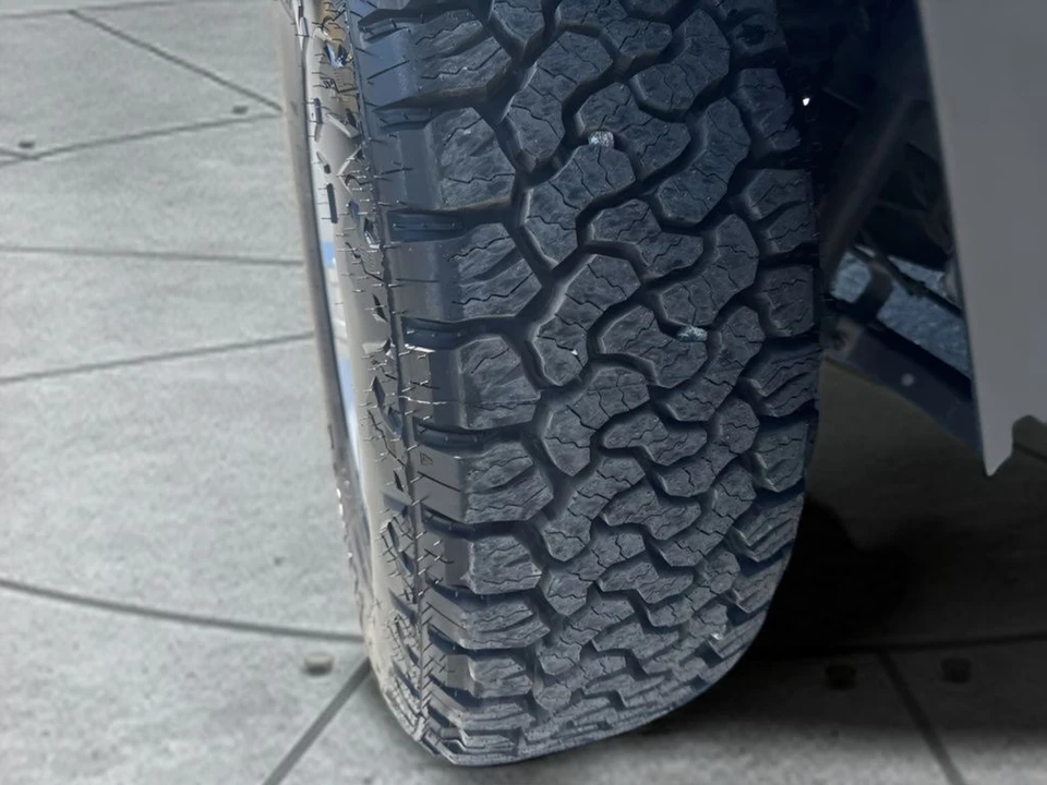 2022 Jeep JL Wrangler - Image 27 of 31