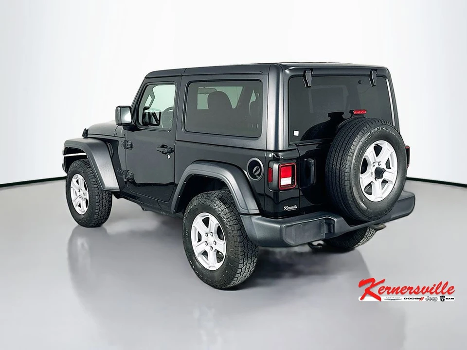 2022 Jeep JL Wrangler - Image 5 of 12