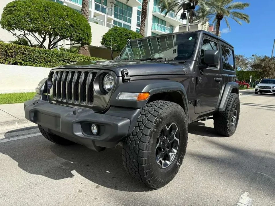 2022 Jeep JL Wrangler - Image 5 of 12
