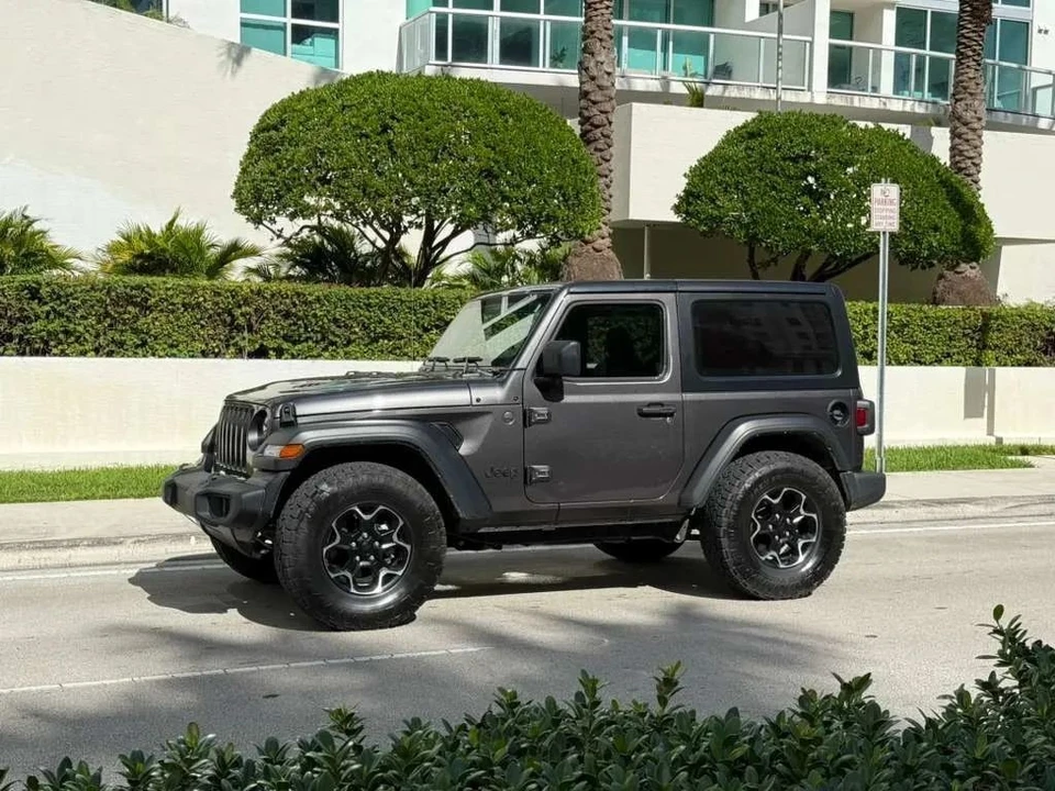 2022 Jeep JL Wrangler - Image 9 of 12