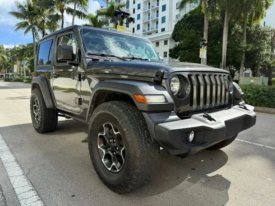2022 Jeep JL Wrangler - Image 2 of 12