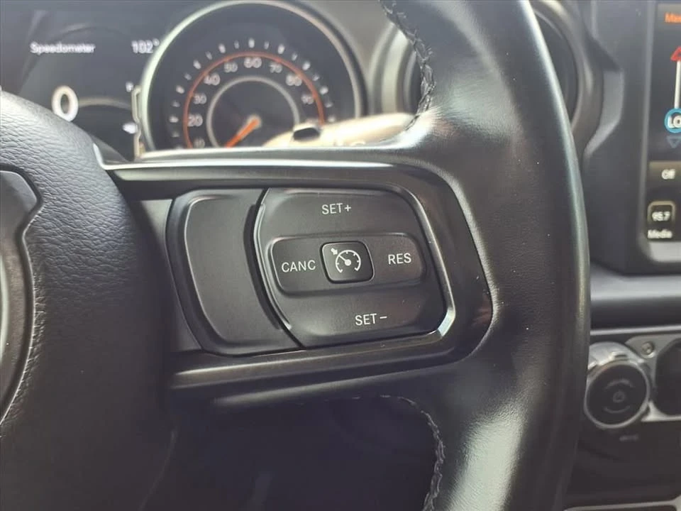 2022 Jeep JL Wrangler - Image 19 of 20