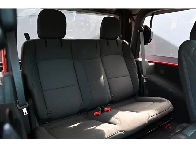 2022 Jeep JL Wrangler - Image 16 of 19