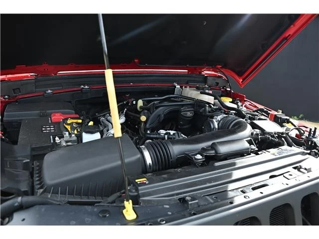 2022 Jeep JL Wrangler - Image 18 of 19