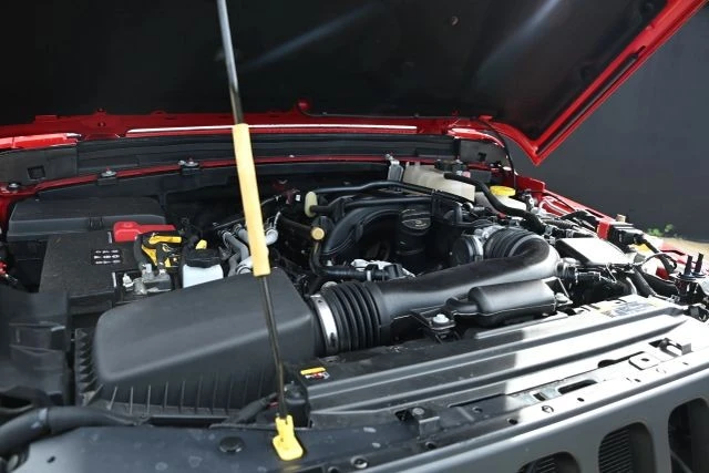 2022 Jeep JL Wrangler - Image 18 of 19