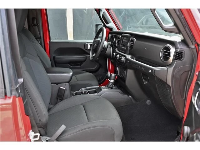 2022 Jeep JL Wrangler - Image 15 of 19