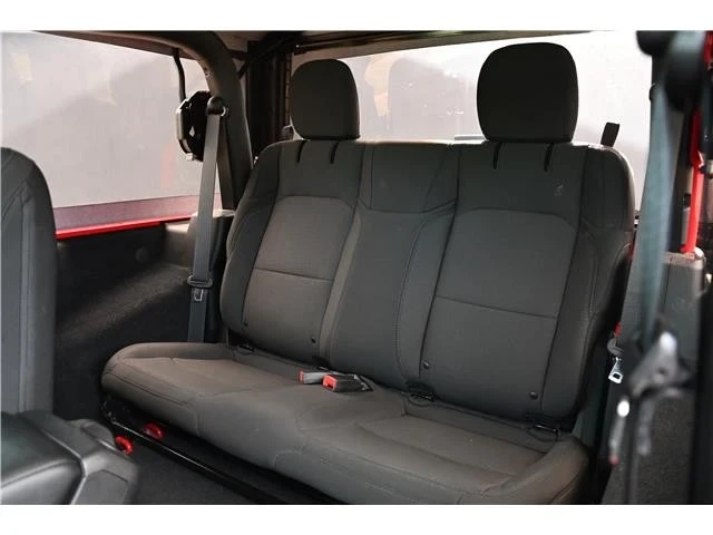 2022 Jeep JL Wrangler - Image 17 of 19