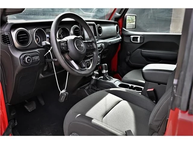2022 Jeep JL Wrangler - Image 13 of 19
