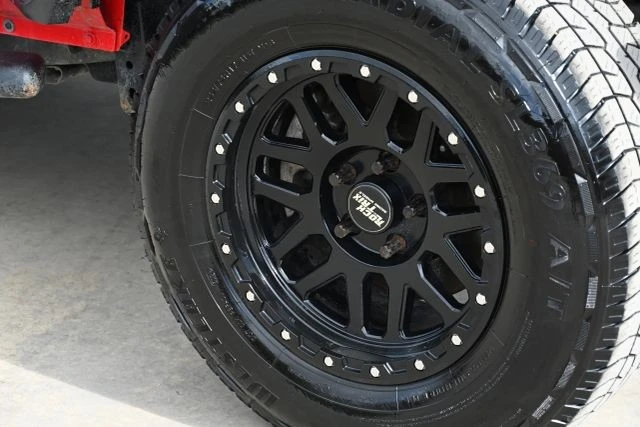 2022 Jeep JL Wrangler - Image 11 of 21
