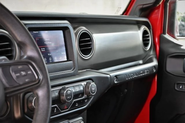 2022 Jeep JL Wrangler - Image 14 of 21