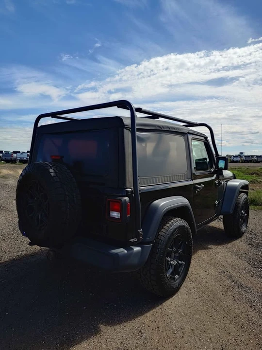 2022 Jeep JL Wrangler - Image 3 of 12