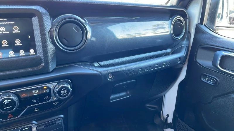 2022 Jeep JL Wrangler - Image 13 of 20