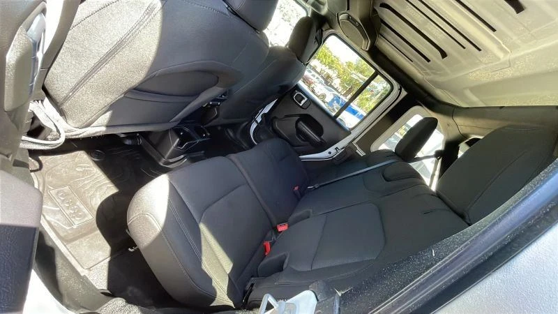 2022 Jeep JL Wrangler - Image 16 of 20