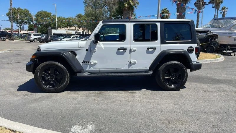 2022 Jeep JL Wrangler - Image 3 of 20