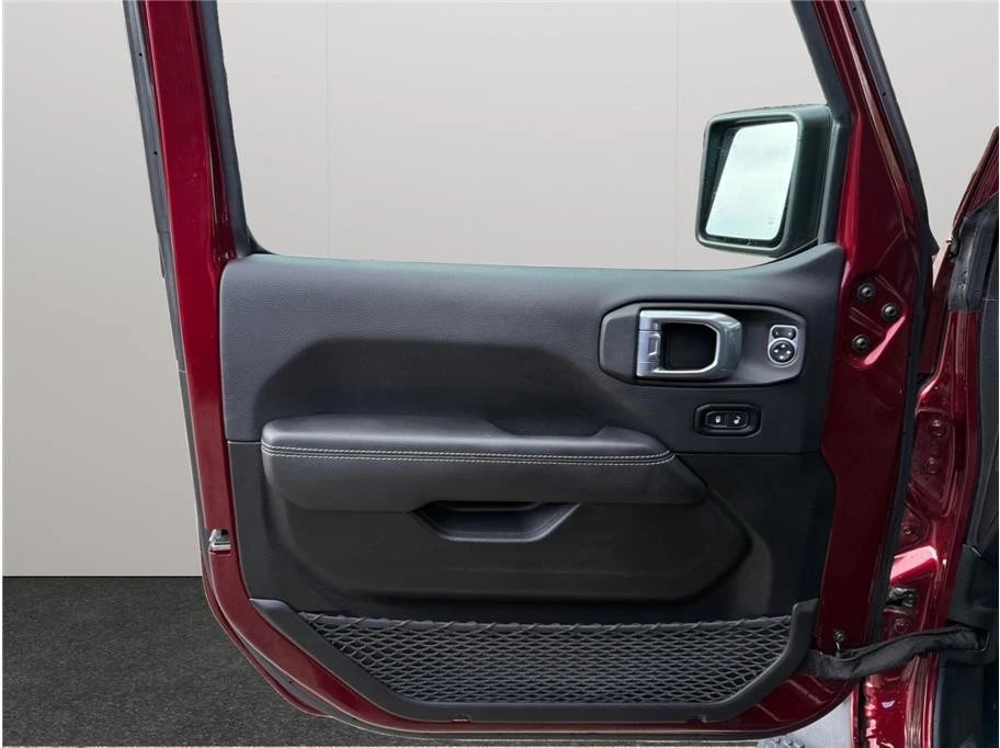 2022 Jeep JL Wrangler - Image 19 of 21