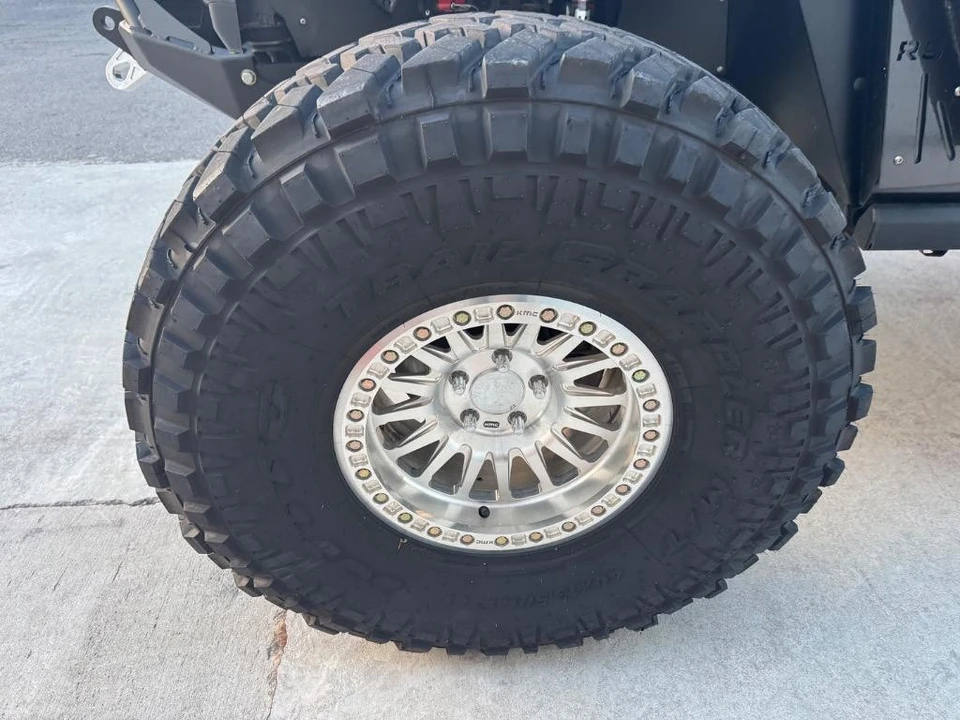 2022 Jeep JL Wrangler - Image 5 of 21