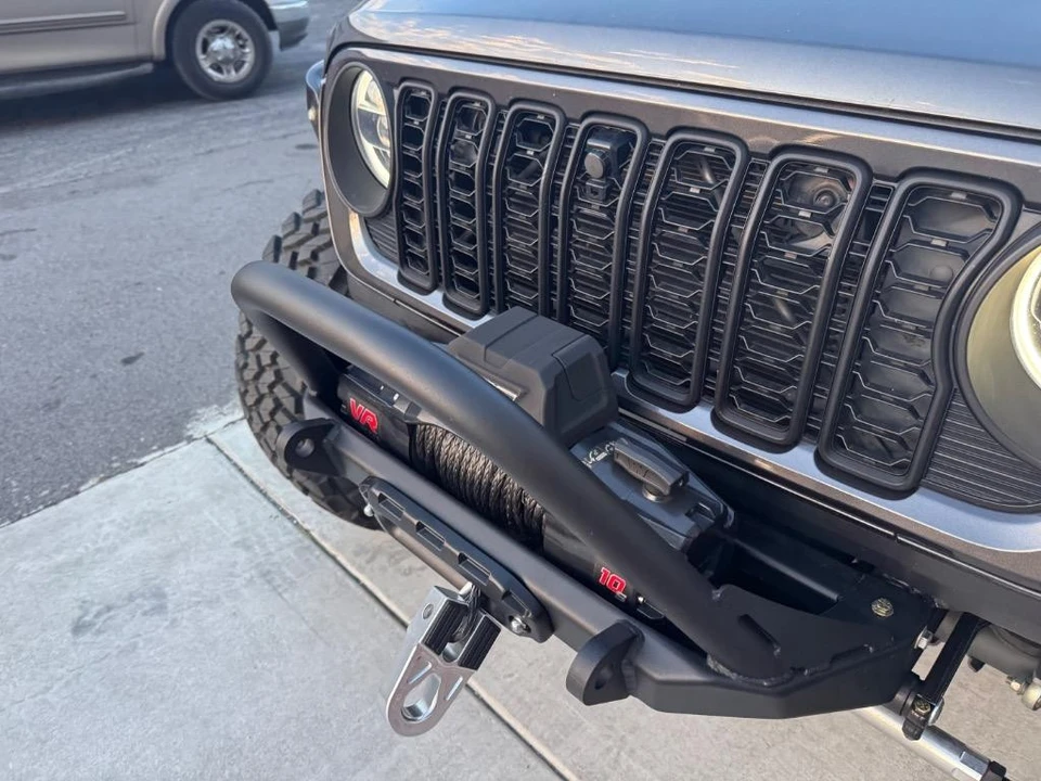2022 Jeep JL Wrangler - Image 17 of 21