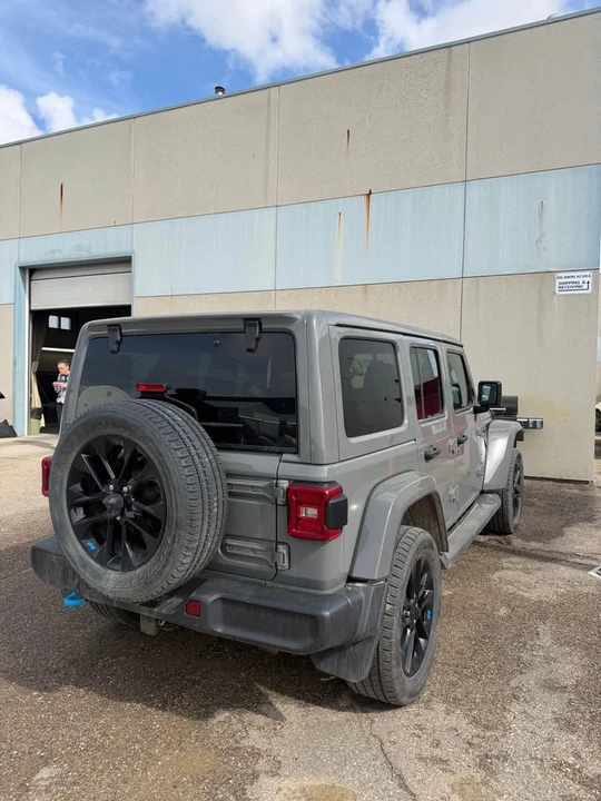 2022 Jeep JL Wrangler - Image 5 of 6