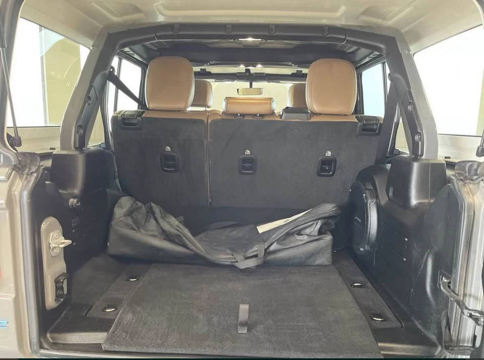 2022 Jeep JL Wrangler - Image 13 of 15