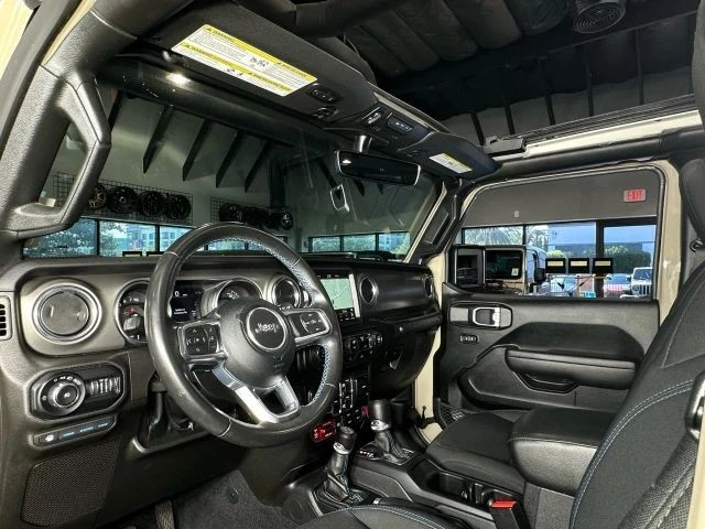 2022 Jeep JL Wrangler - Image 20 of 21