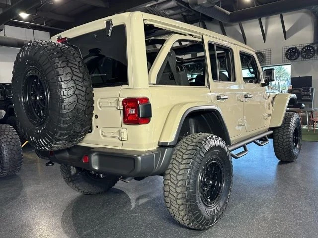 2022 Jeep JL Wrangler - Image 19 of 21