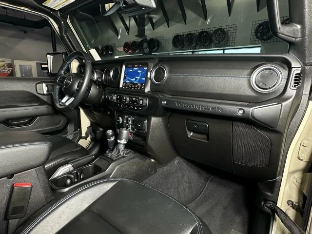 2022 Jeep JL Wrangler - Image 17 of 21