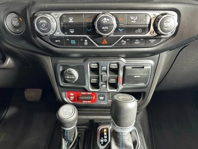 2022 Jeep JL Wrangler - Image 20 of 21