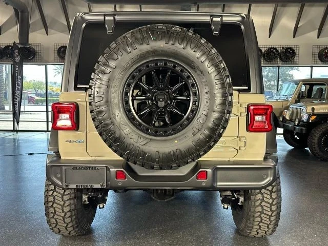 2022 Jeep JL Wrangler - Image 11 of 21