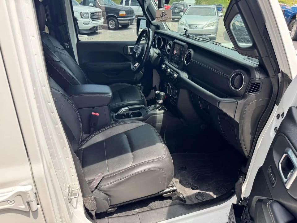 2022 Jeep JL Wrangler - Image 8 of 16