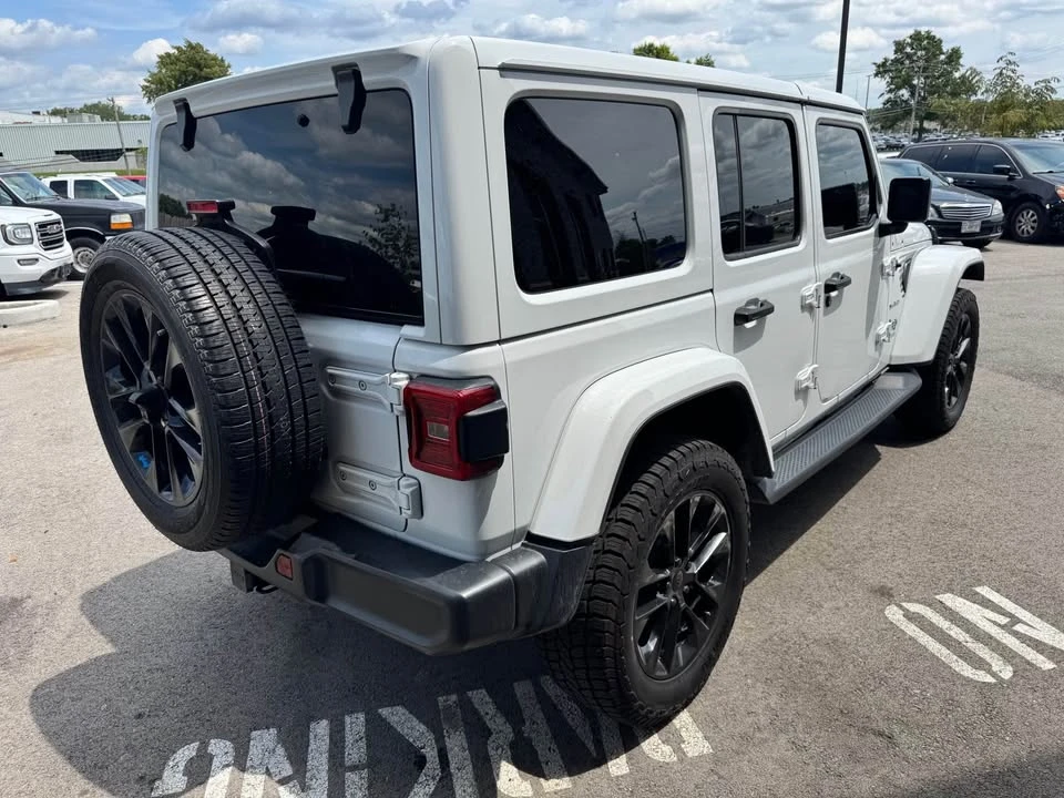 2022 Jeep JL Wrangler - Image 5 of 16