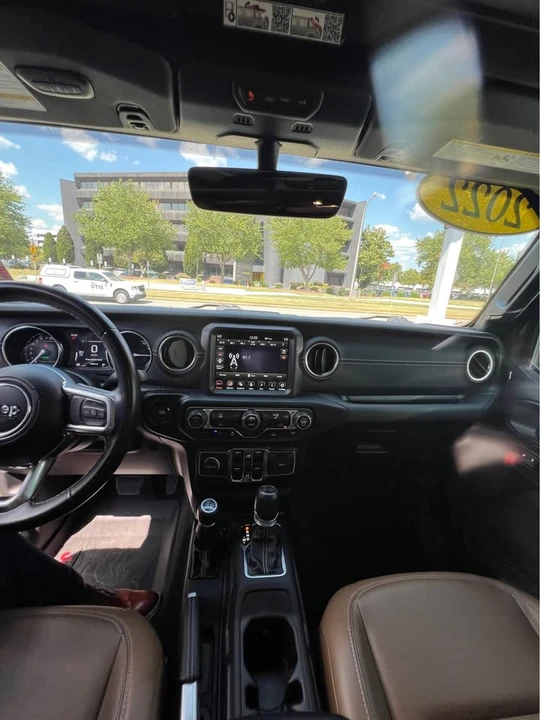 2022 Jeep JL Wrangler - Image 4 of 6