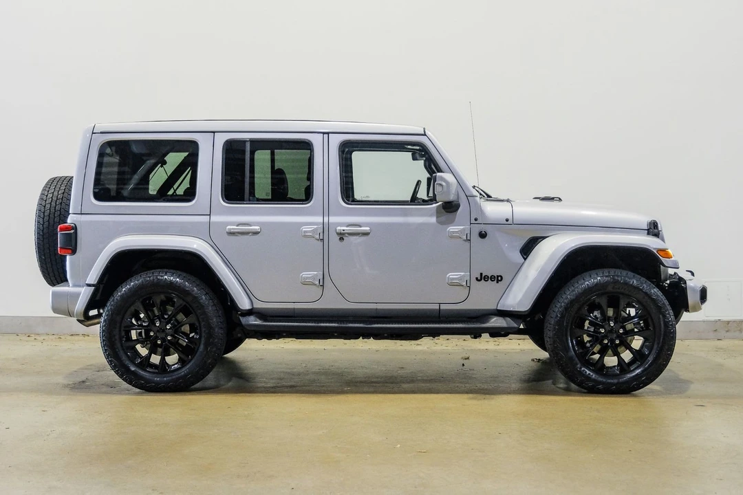 2022 Jeep JL Wrangler - Image 8 of 12
