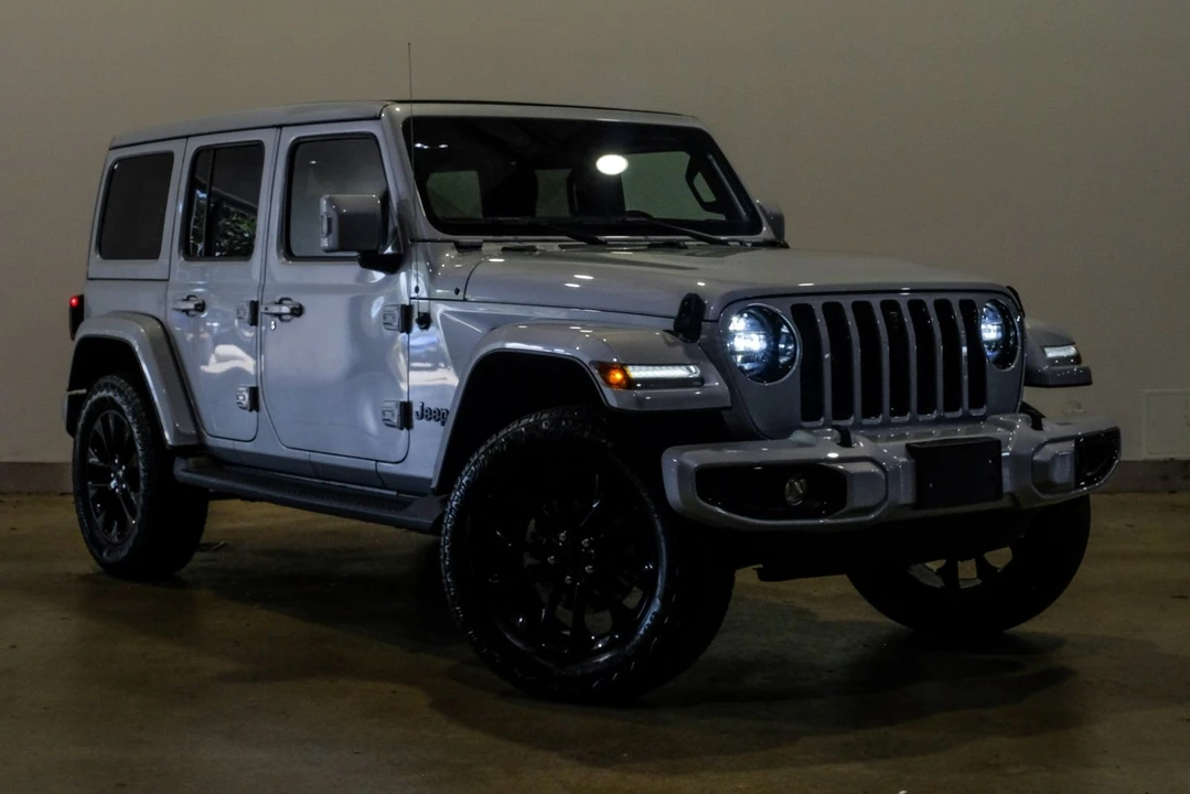 2022 Jeep JL Wrangler - Image 9 of 12