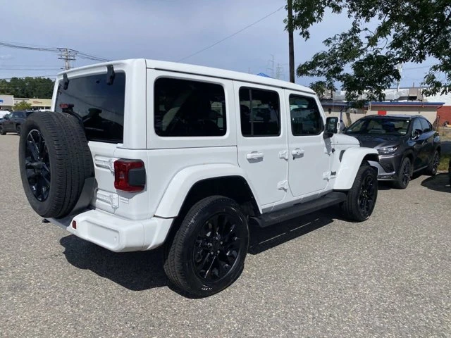 2022 Jeep JL Wrangler - Image 2 of 20