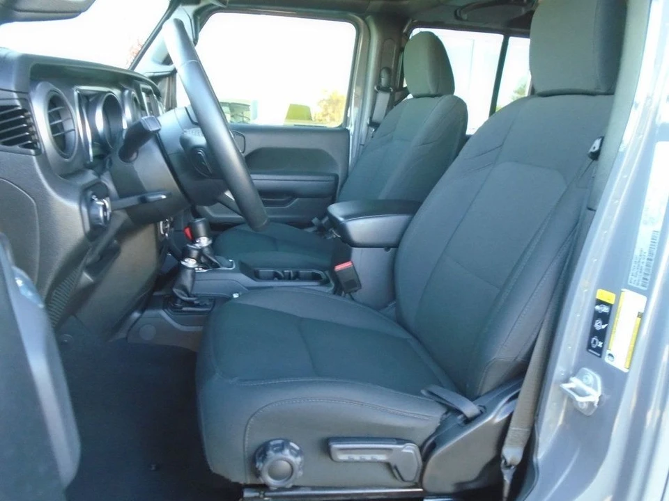 2022 Jeep JL Wrangler - Image 11 of 12