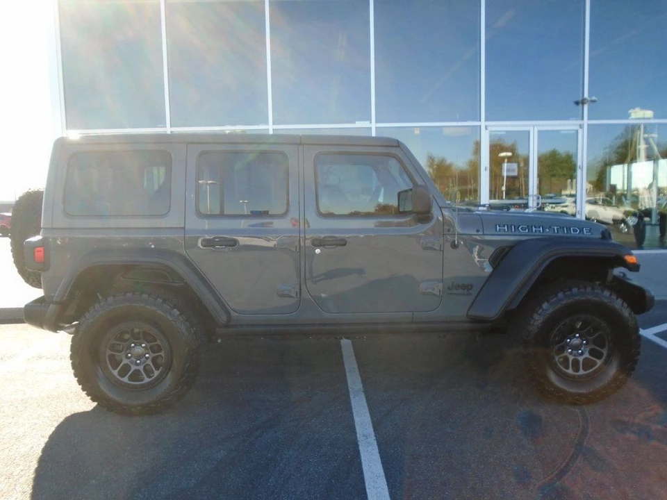 2022 Jeep JL Wrangler - Image 3 of 12