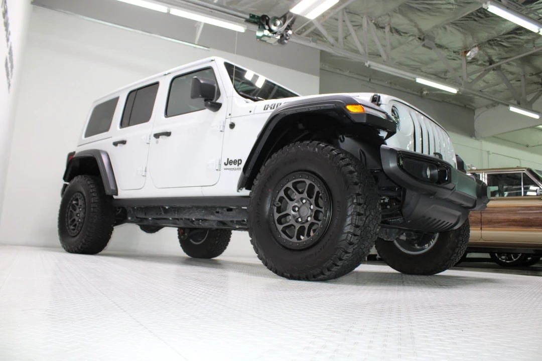 2022 Jeep JL Wrangler - Image 31 of 31