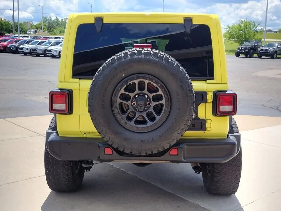 2022 Jeep JL Wrangler - Image 18 of 20
