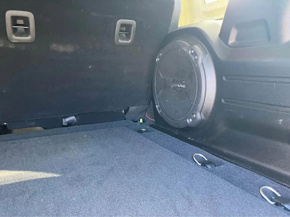 2022 Jeep JL Wrangler - Image 4 of 16