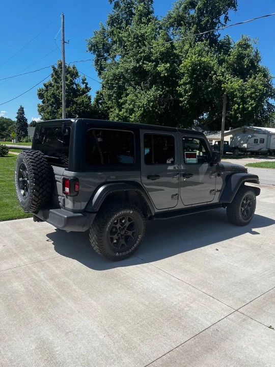 2022 Jeep JL Wrangler - Image 5 of 18