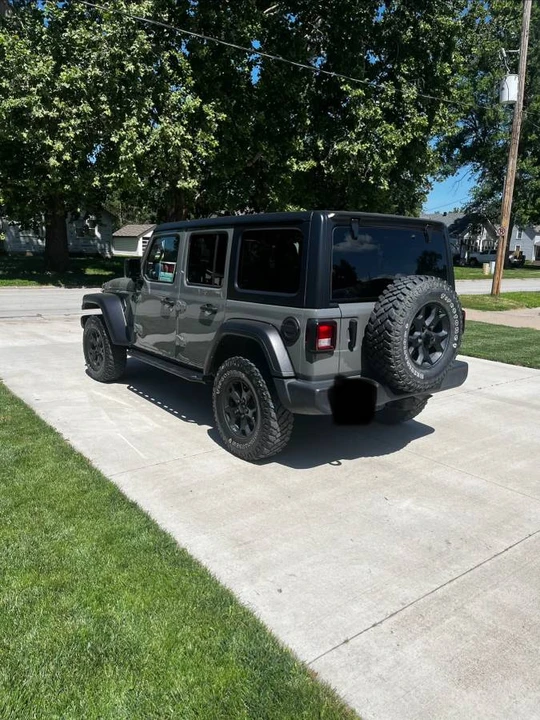 2022 Jeep JL Wrangler - Image 3 of 18