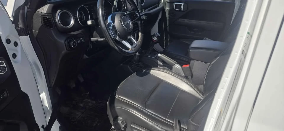 2022 Jeep JL Wrangler - Image 9 of 12