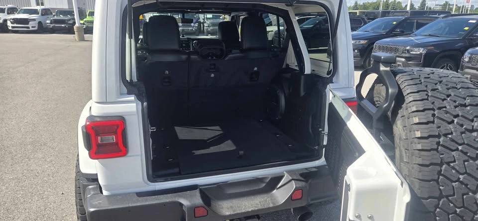 2022 Jeep JL Wrangler - Image 5 of 12