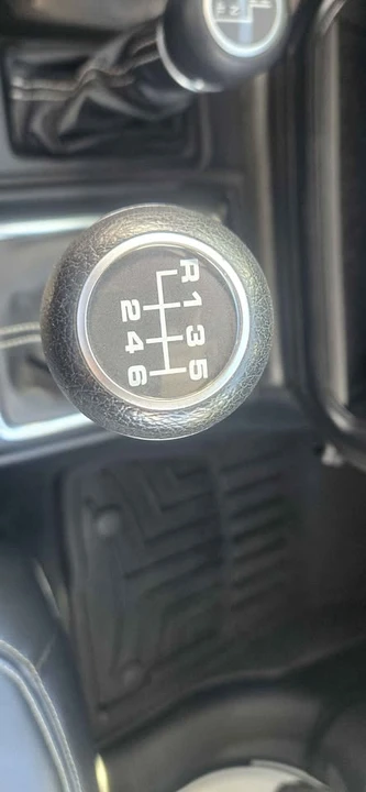 2022 Jeep JL Wrangler - Image 11 of 12