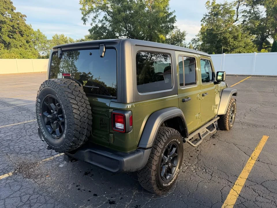 2022 Jeep JL Wrangler - Image 6 of 7