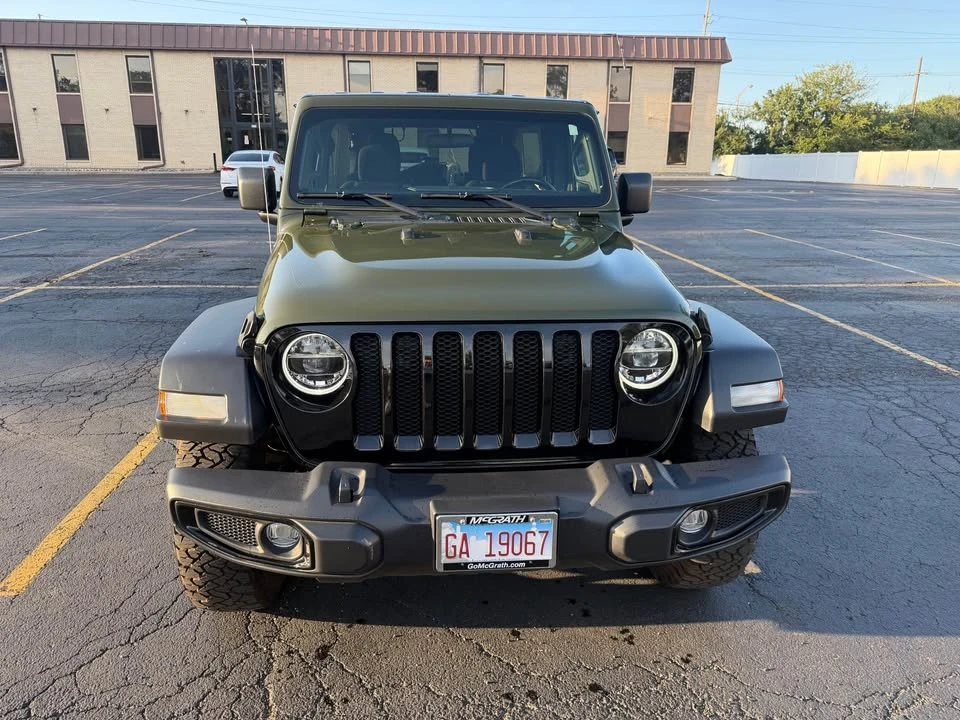 2022 Jeep JL Wrangler - Image 2 of 7