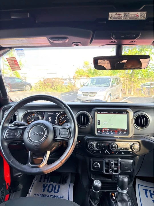 2022 Jeep JL Wrangler - Image 12 of 20