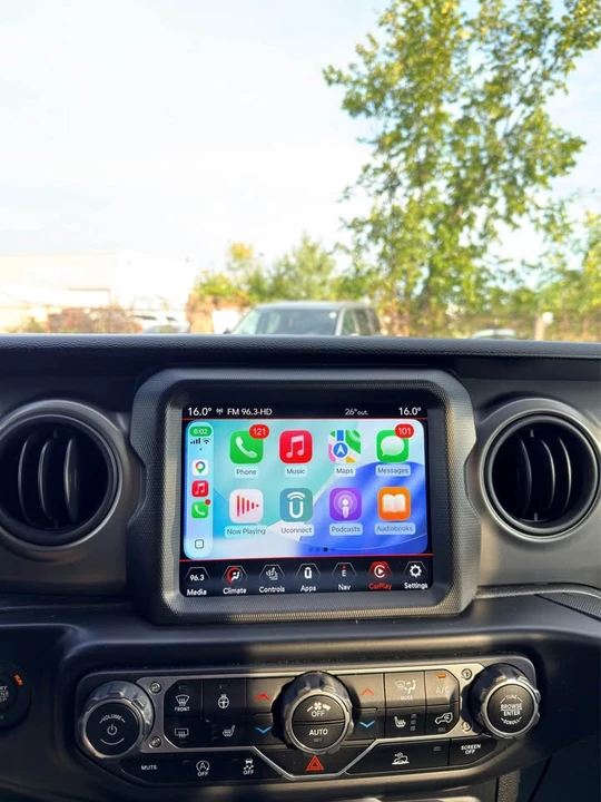 2022 Jeep JL Wrangler - Image 19 of 20