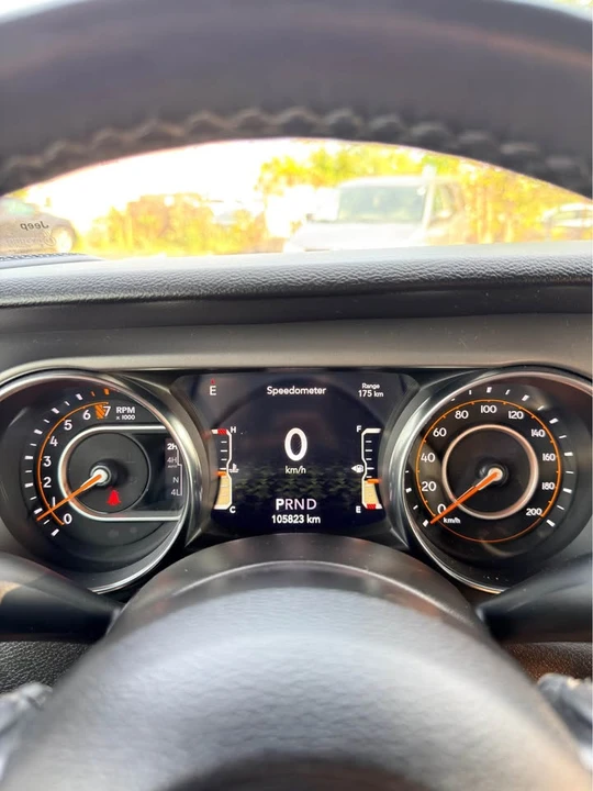 2022 Jeep JL Wrangler - Image 15 of 20
