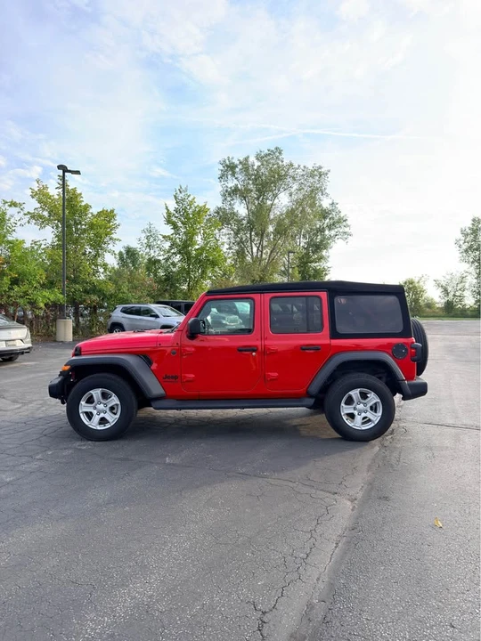 2022 Jeep JL Wrangler - Image 3 of 20